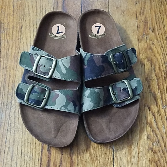 white mountain camo sandals